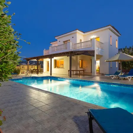 Jan Lui Villa Argaka